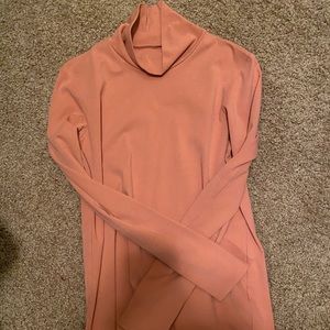SALE uniqlo turtleneck <3